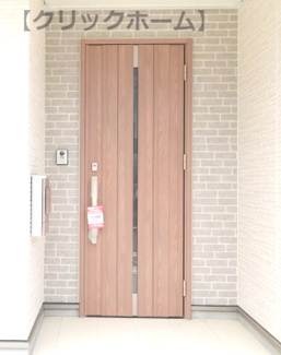 【玄関】 | 呉市焼山中央5丁目【太陽光発電設置】全2区画　NO2 | ＴＶモニター付きインターホンで防犯対策も安心です。