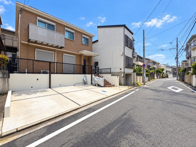 【前面道路含む現地写真】 | ◆港南区東永谷3丁目　中古戸建◆ | ◆土・日・祝日は、当社スタッフによる現地案内会を実施しております。もちろん平日のご案内も可能です。お気軽にご相談ください！！