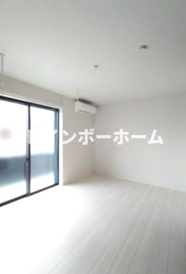 キャメル南流山9Ｂの居間・リビング|ゆったり過ごせるリビングです