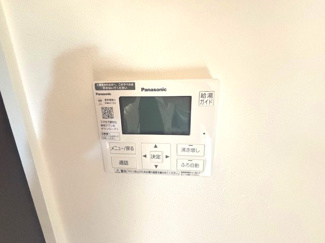 【設備】 | 廿日市市大野下更地（全3区画）No３ | パナソニック製の給湯器リモコン。「風呂自動」ボタンで簡単にお湯はりができ、通話機能付きでキッチンと浴室での会話も可能です。