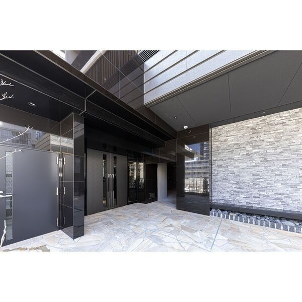 S-RESIDENCE高岳駅前awakeのエントランス