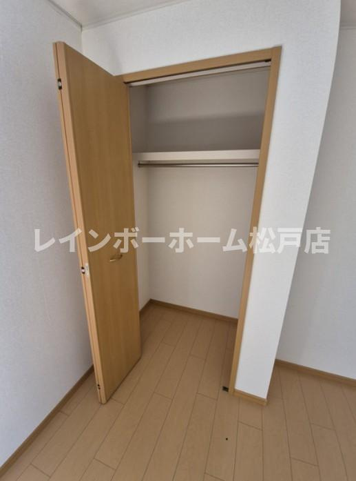ジュークの収納
