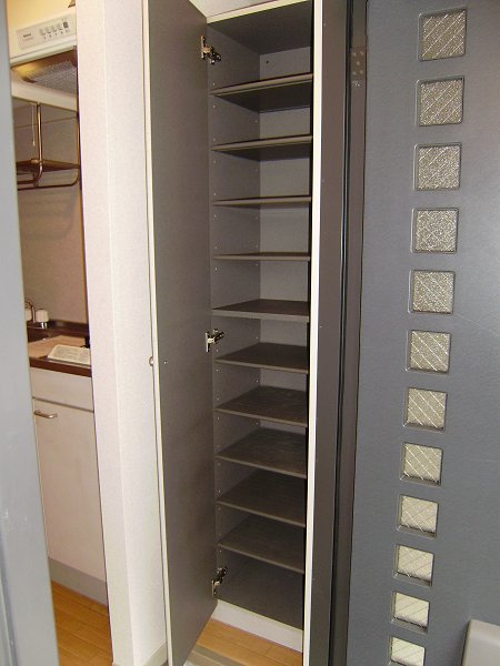 パインＫの玄関|※同建物・同タイプ・別部屋の写真。