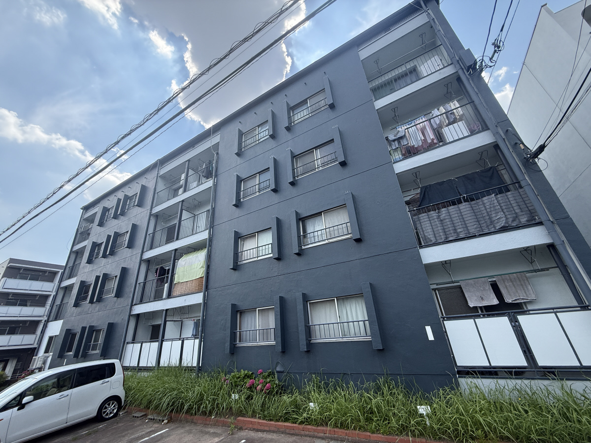 成田グリーンハイツの外観