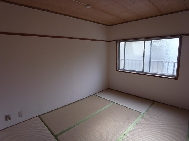 成田グリーンハイツの和室