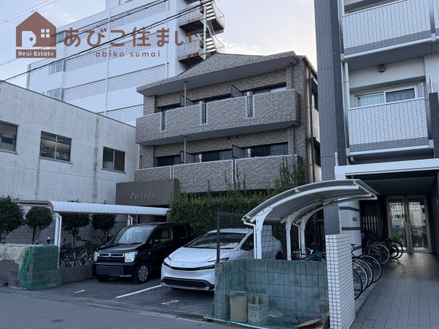パトリスの外観