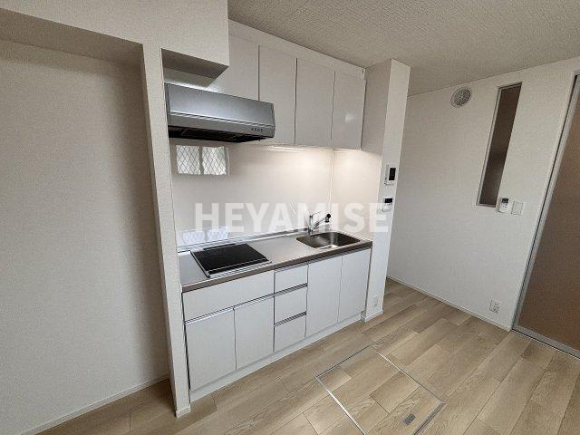 ラ・ソレイル東小路のキッチン