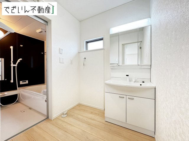 【キッチン】 | 上里町勅使河原　中古住宅 | ※新築時の写真
現地(2025年7月撮影)