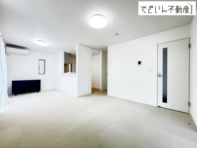 【居間・リビング】 | 上里町勅使河原　戸建住宅 | ※新築時の写真
現地(2025年7月撮影)