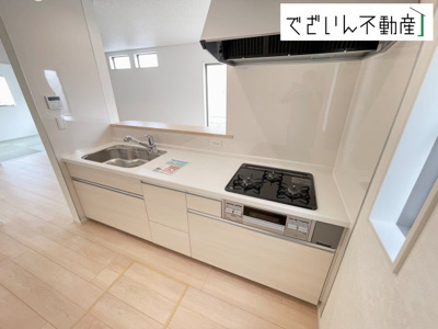 【キッチン】 | 上里町勅使河原　中古住宅 | ※新築時の写真
現地(2025年7月撮影)