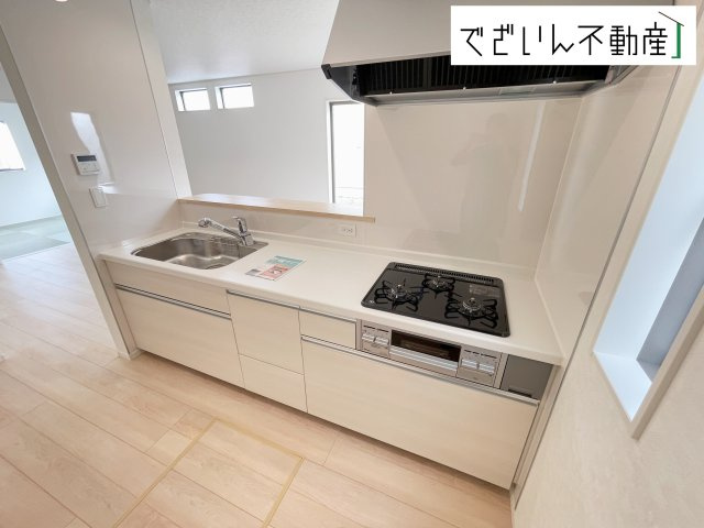 【キッチン】 | 上里町勅使河原　中古住宅 | ※新築時の写真
現地(2025年7月撮影)