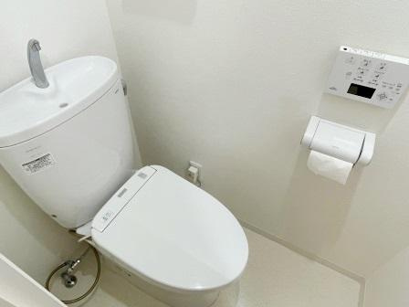 戸田公園ステイタスのトイレ|コンパクトで使いやすいトイレです