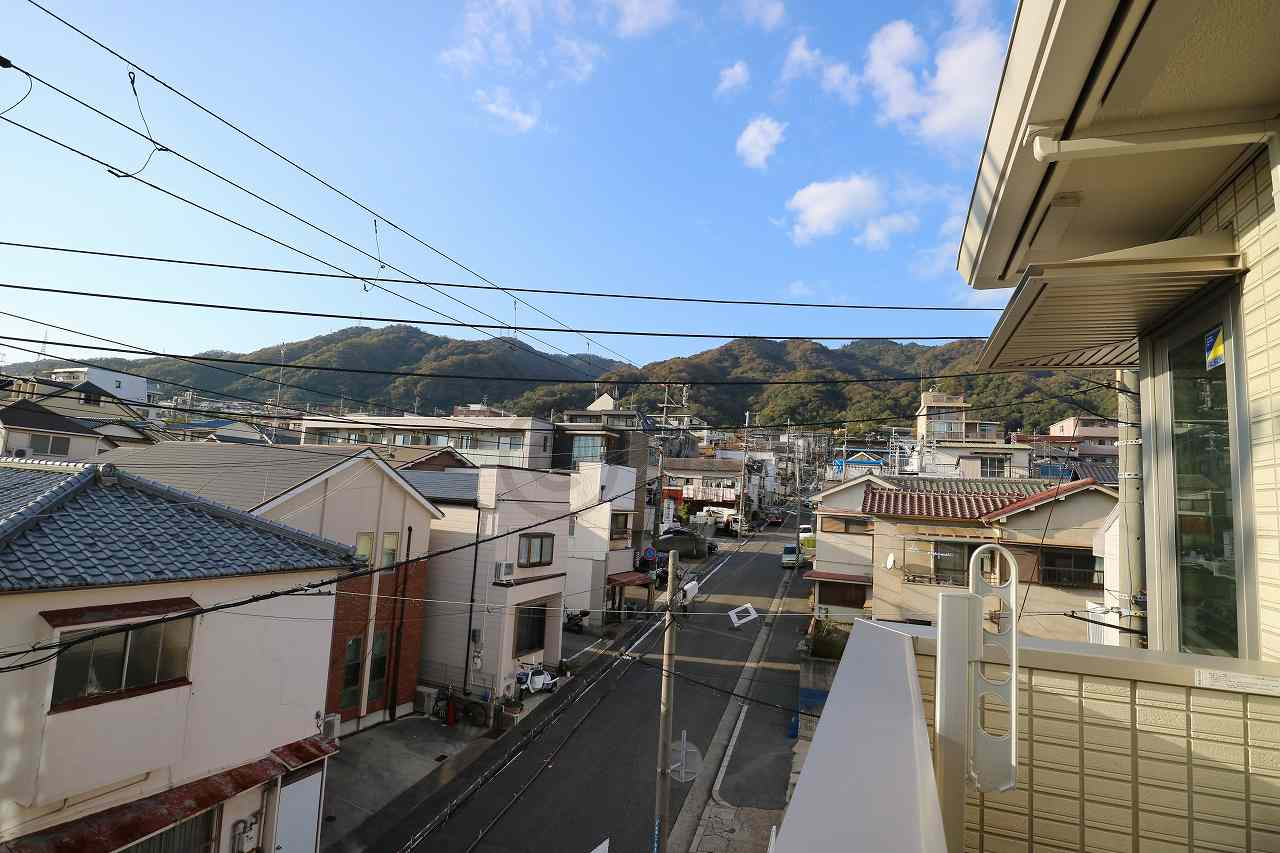 神戸市灘区天城通７丁目のアパートの展望