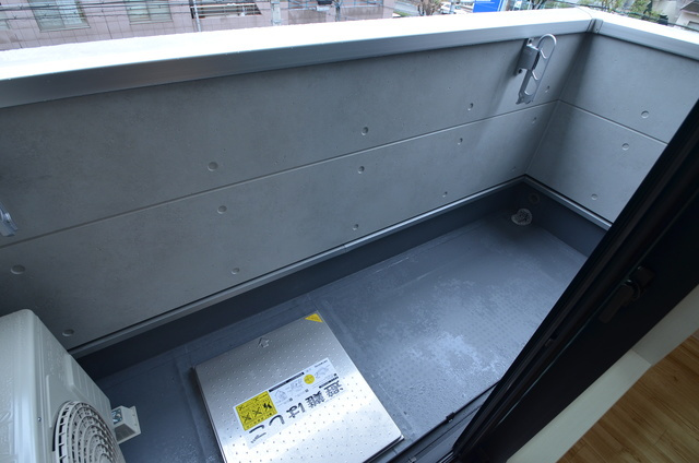 神戸市中央区生田町３丁目の賃貸マンションのバルコニー