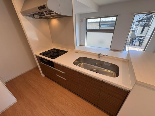 西宮市門戸岡田町の賃貸マンションのキッチン