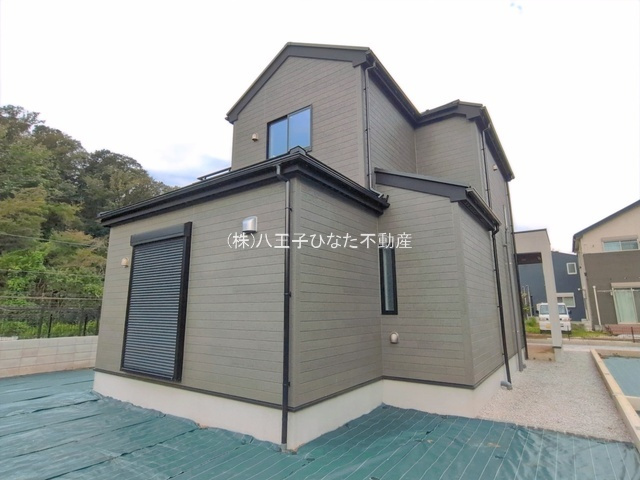 『八王子市新築戸建て』八王子市兵衛2-6-7【仲介手数料無料】の外観|～仲介手数料無料☆八王子ひなた不動産～八王子市四谷町　新築戸建て