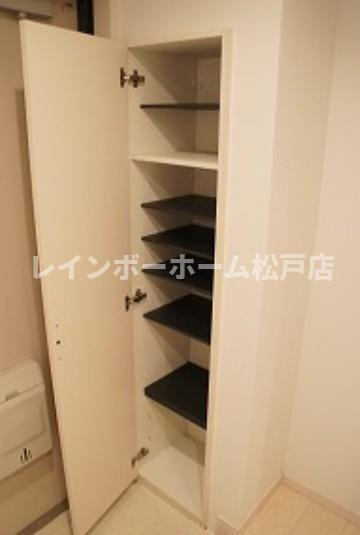 リブリ・クレヨンの収納