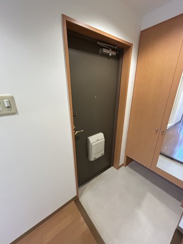 アスティナ天神橋の玄関