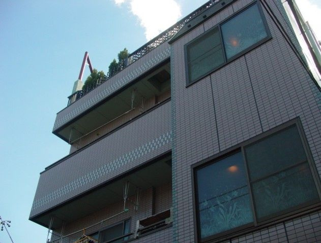 タチカワコーポの外観