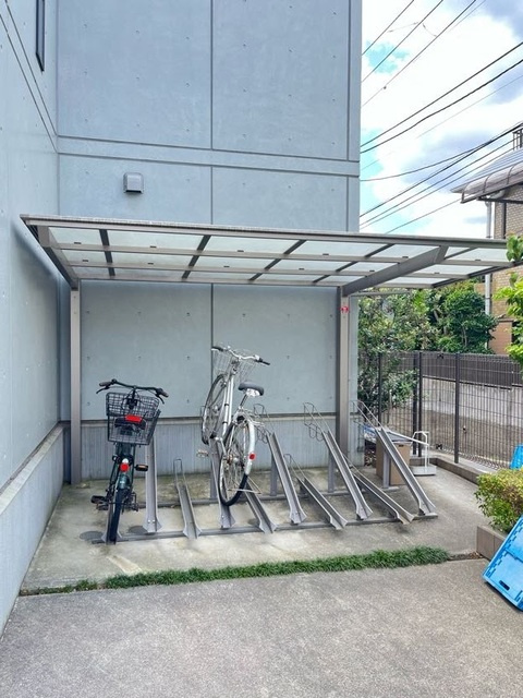 プラッツ南阿佐ヶ谷の駐車場