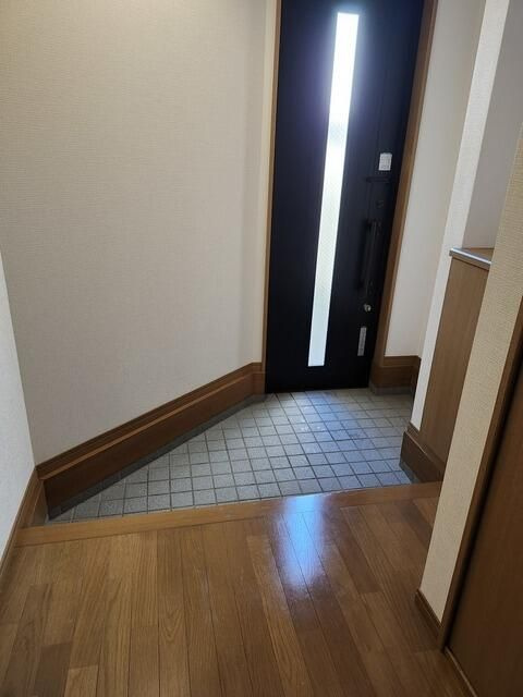 駒沢１丁目戸建の玄関|きれいな玄関です