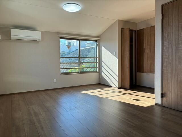 Ｂ＆Ｍ三軒茶屋の洋室|広々とした洋室です