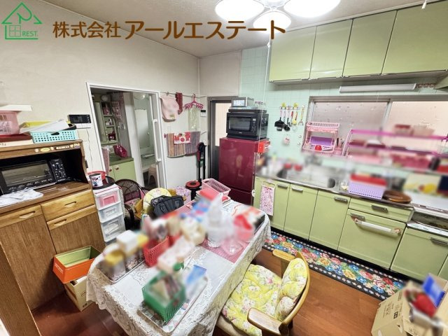 明石市二見町福里　　JR「土山駅」徒歩19分の居間・リビング