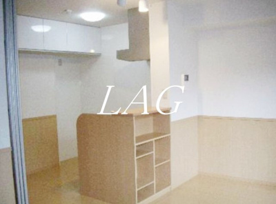 【居間・リビング】 | エストモナリエ | 洋室のお部屋です。（同仕様です。）