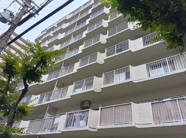 シャルマンコーポ第二谷町の外観