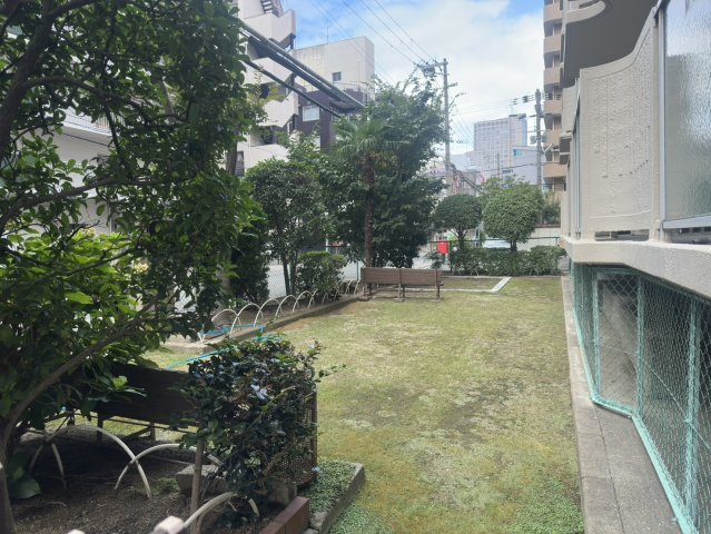 シャルマンコーポ第二谷町の周辺