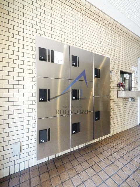 ライオンズマンション上野松ケ谷第２のその他共用部分|宅配ボックスです。