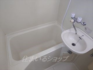 ソシアル高陽の浴室