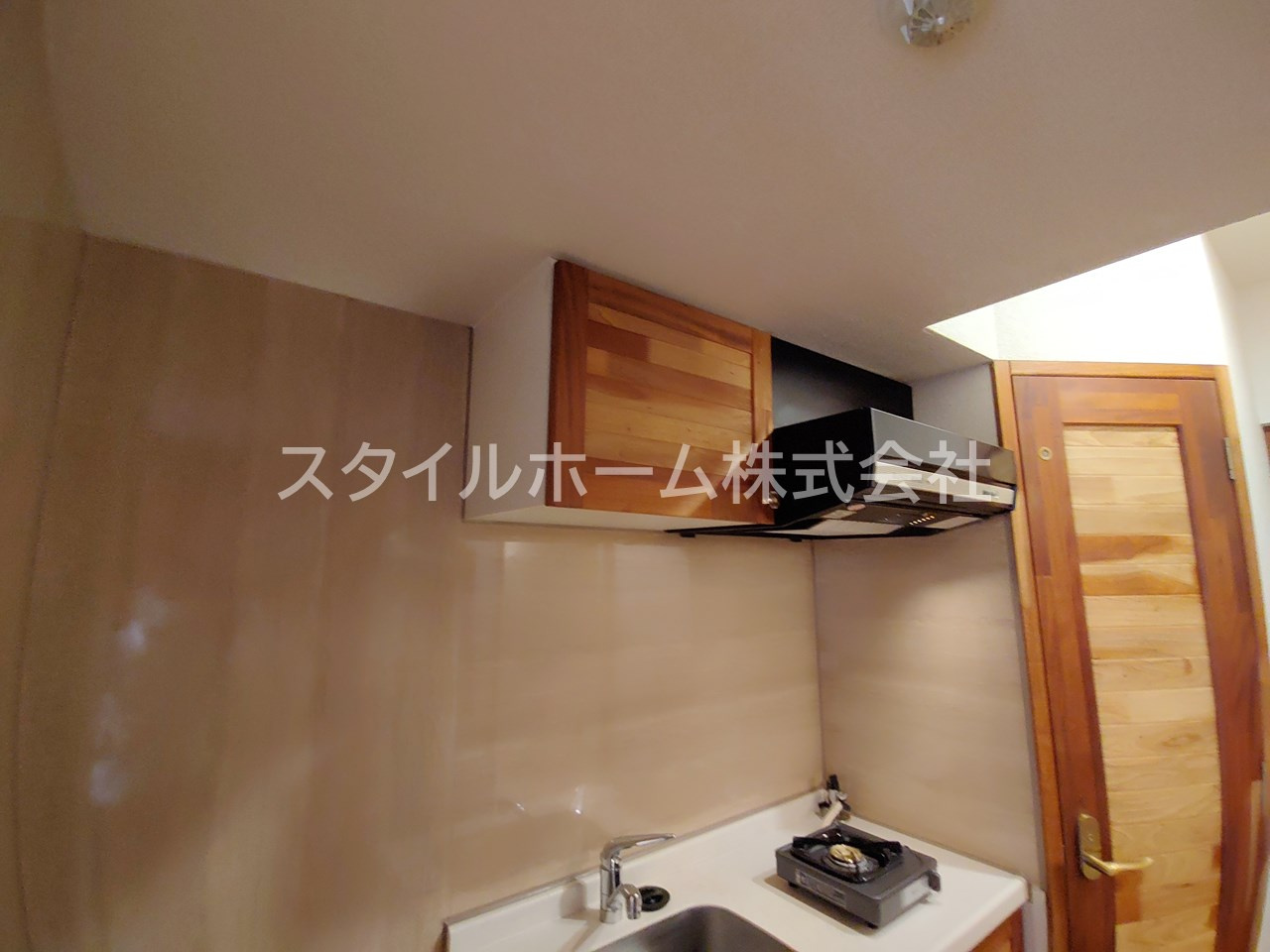 セザンヌ菰口のキッチン|コンパクトなキッチンで掃除もラクラク