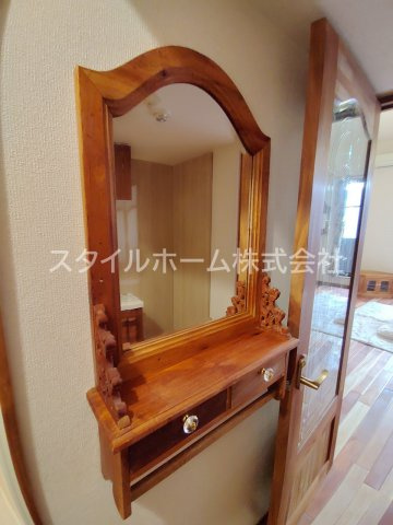 セザンヌ菰口の内装|明るい室内です