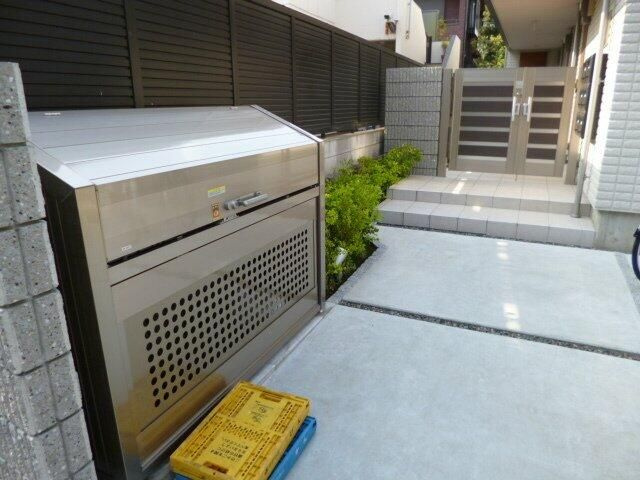 グランプラス奥沢のエントランス|清潔なエントランスです