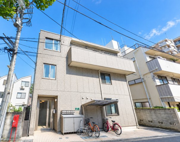 中野区弥生町４丁目の賃貸マンションの外観|外観