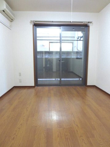 中野区弥生町４丁目の賃貸マンションの寝室