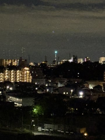 ローリエ朝霞台のその他|夜は、遠いですが真正面にキラキラ輝くスカイツリーが見えます