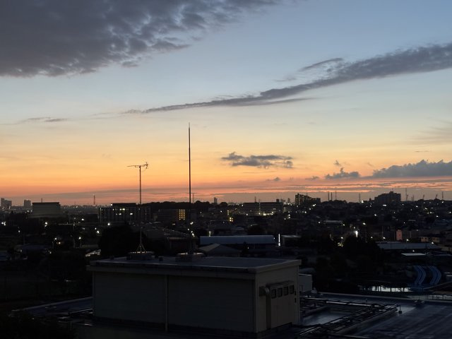 ローリエ朝霞台の展望|澄んだ空気の中で眺める朝焼けに感動します