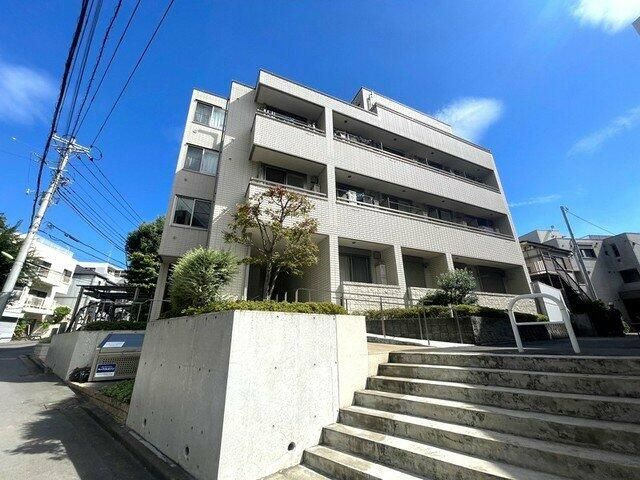 プレミアージュ用賀の外観|外はこのようになっています