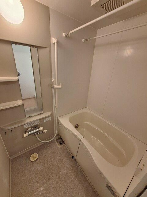 プレミアージュ用賀の浴室|コンパクトで使いやすいお風呂です