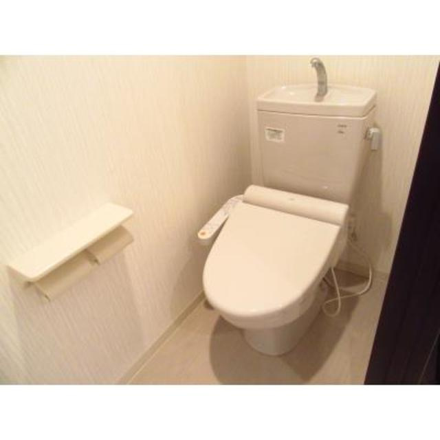 ルーエ千種のトイレ|※写真は同タイプ住戸です。
