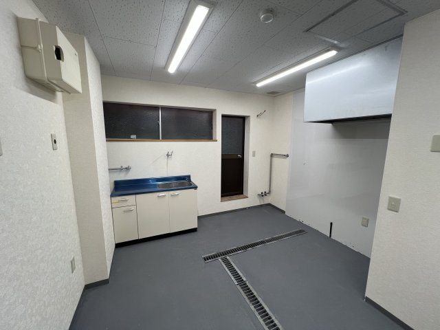 酒木ビルのロビー