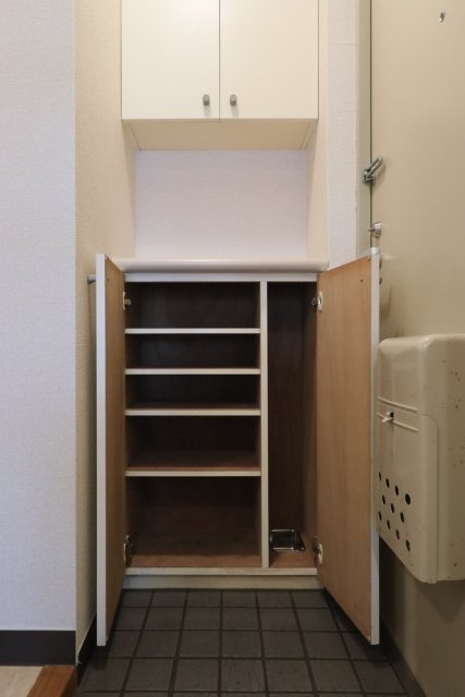 シティハイツ新小岩の収納|靴入