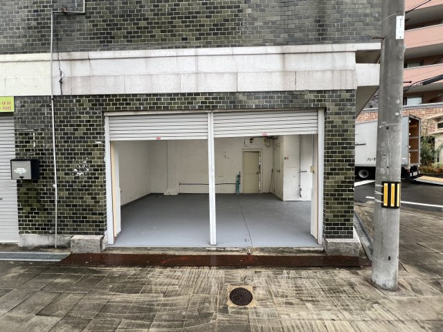 酒木ビルの内装