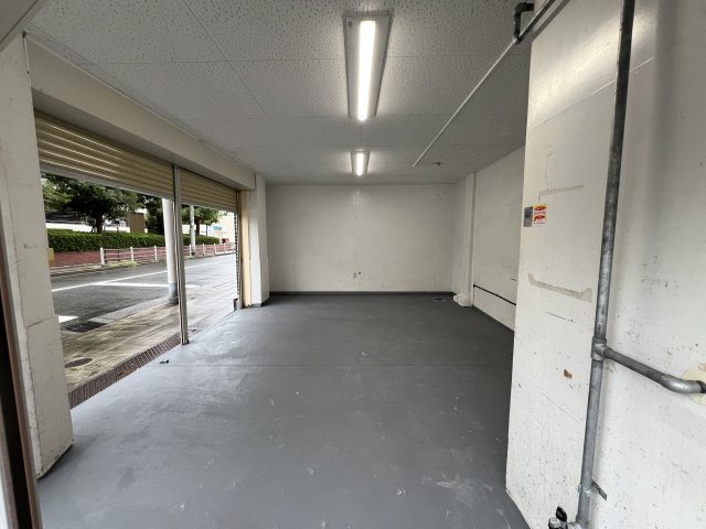 酒木ビルの内装