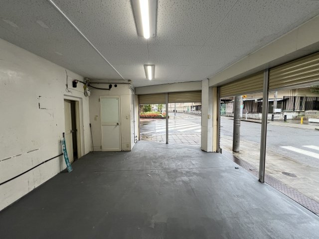 酒木ビルの内装