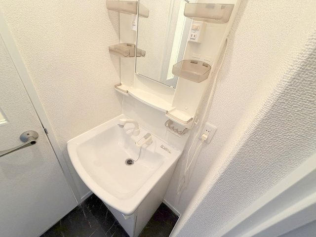 新大阪第一ダイヤモンドマンションの洗面所