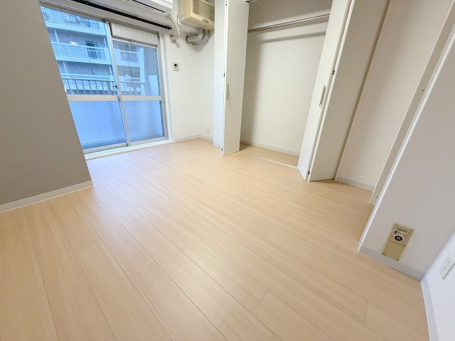 新大阪第一ダイヤモンドマンションの居間・リビング