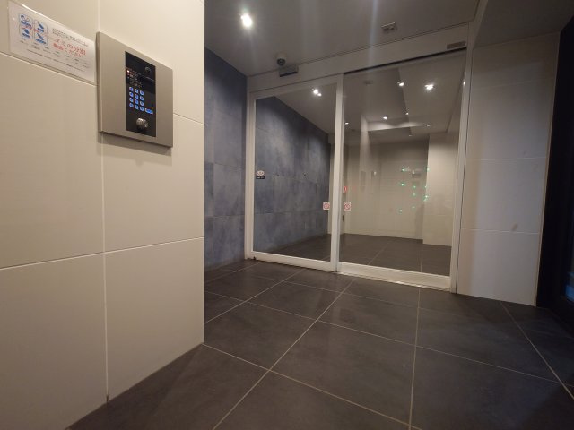 【エントランス】 | リライア横濱生麦